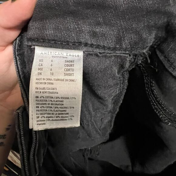 American Eagle Next Level Stretch Hi-Rise Jeggings Black Distressed Cotton Sz 6 - Picture 8 of 9